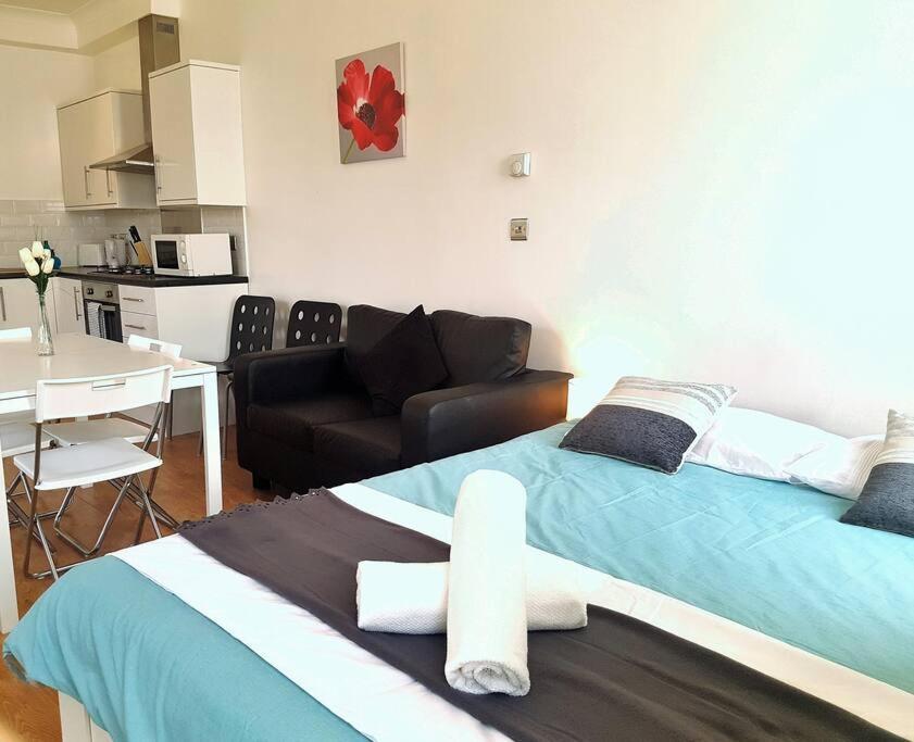 Excellent Studio Flat In Лондон Экстерьер фото