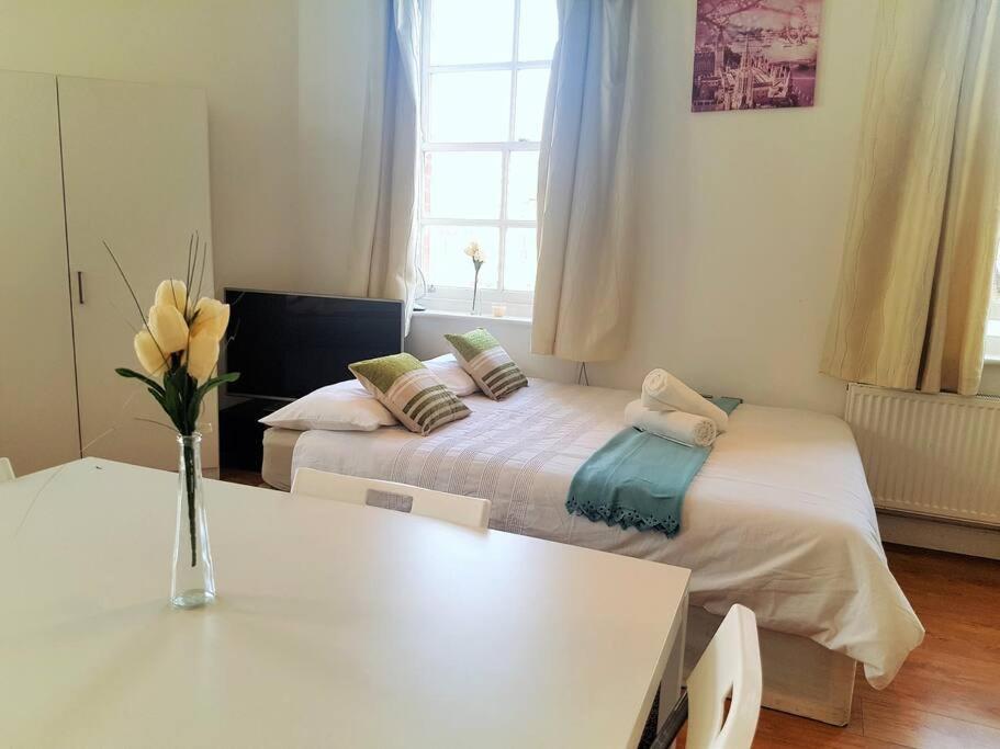 Excellent Studio Flat In Лондон Экстерьер фото